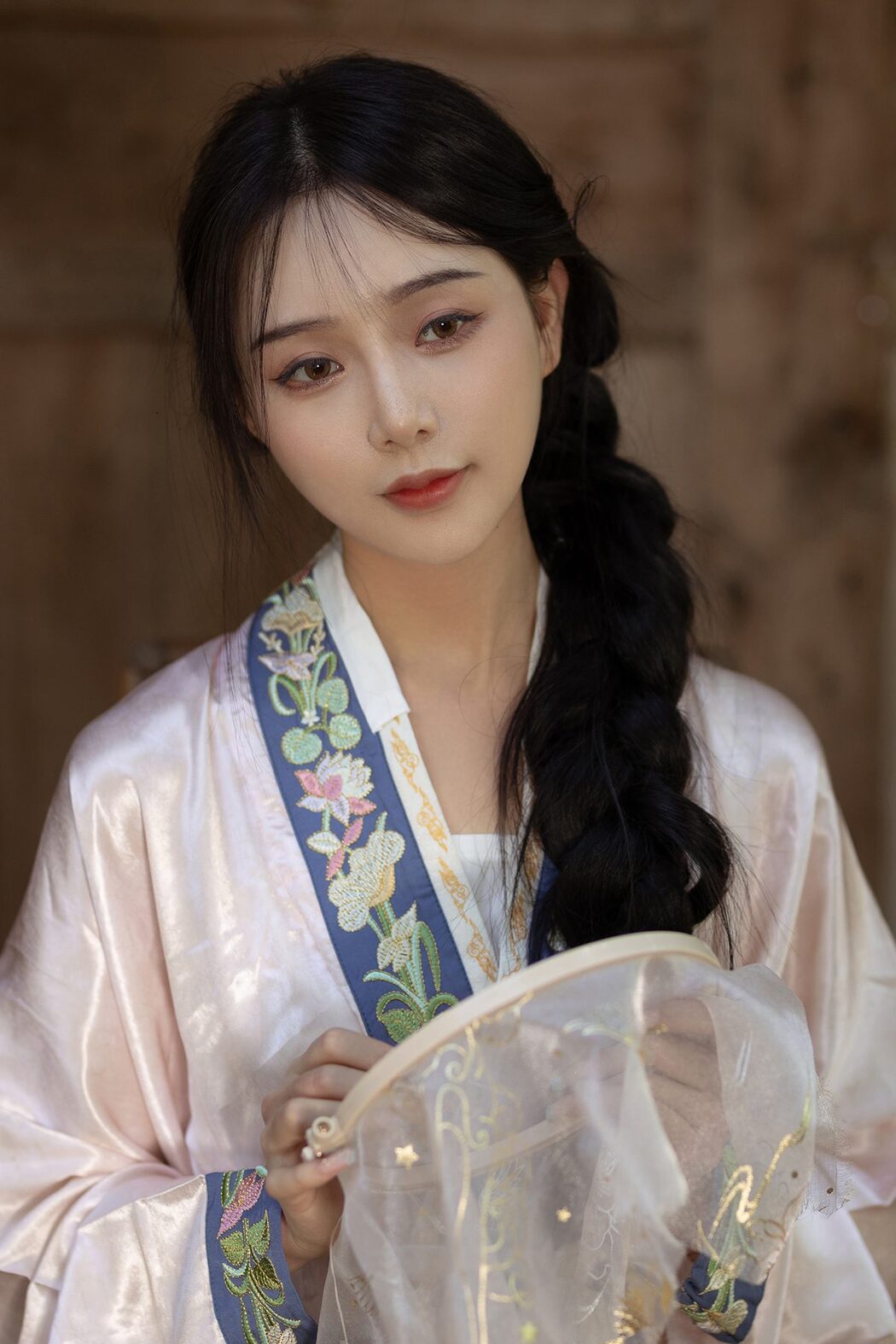 YiTuYu艺图语 Vol.4050 Su Mei Zai Lu Shang Cover Photo