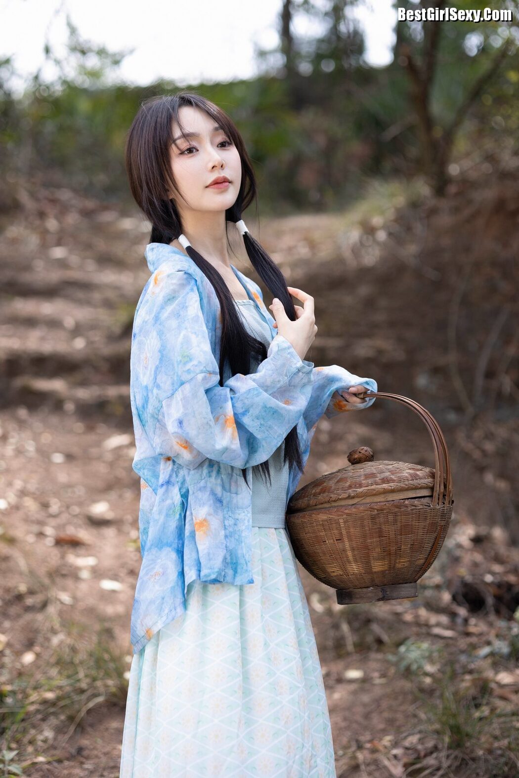 YiTuYu艺图语 Vol.4116 Su Mei Zai Lu Shang