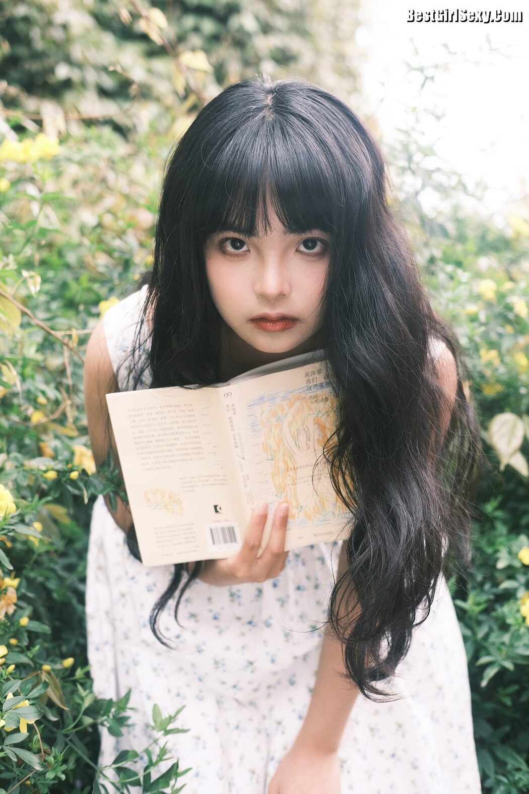 YiTuYu艺图语 Vol.4090 Zhi Yuan