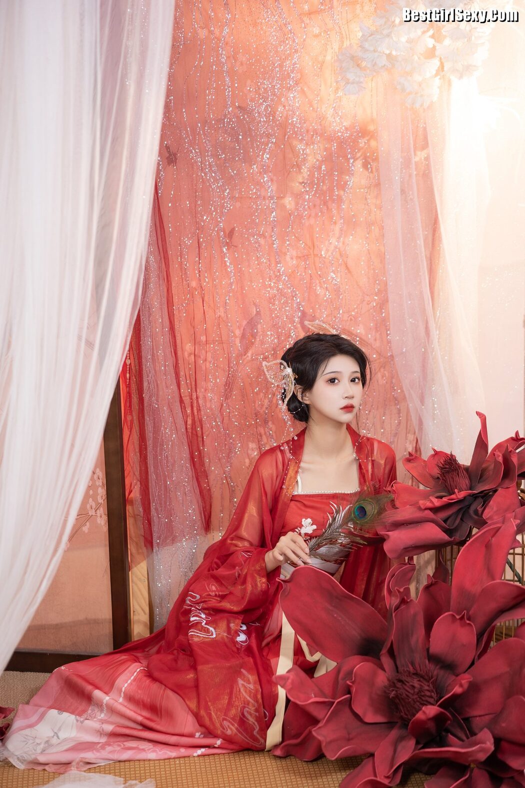 YiTuYu艺图语 Vol.4129 Qi Luo Sheng De Xiao Su Su