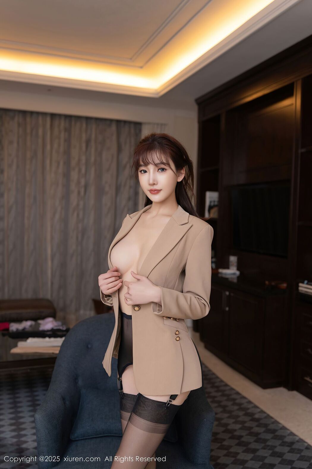 XiuRen秀人网 No.9881 Lu Xuan Xuan