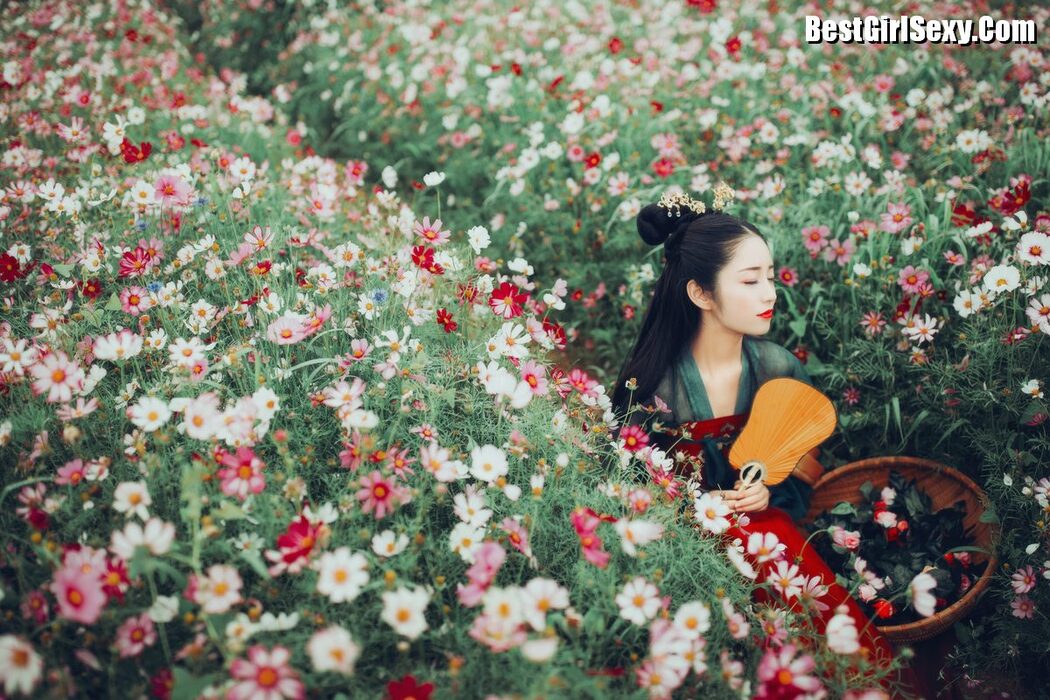 YiTuYu艺图语 Vol.4122 Xiao Wen Nuan Xiang Yao Ge Da Tai Yang