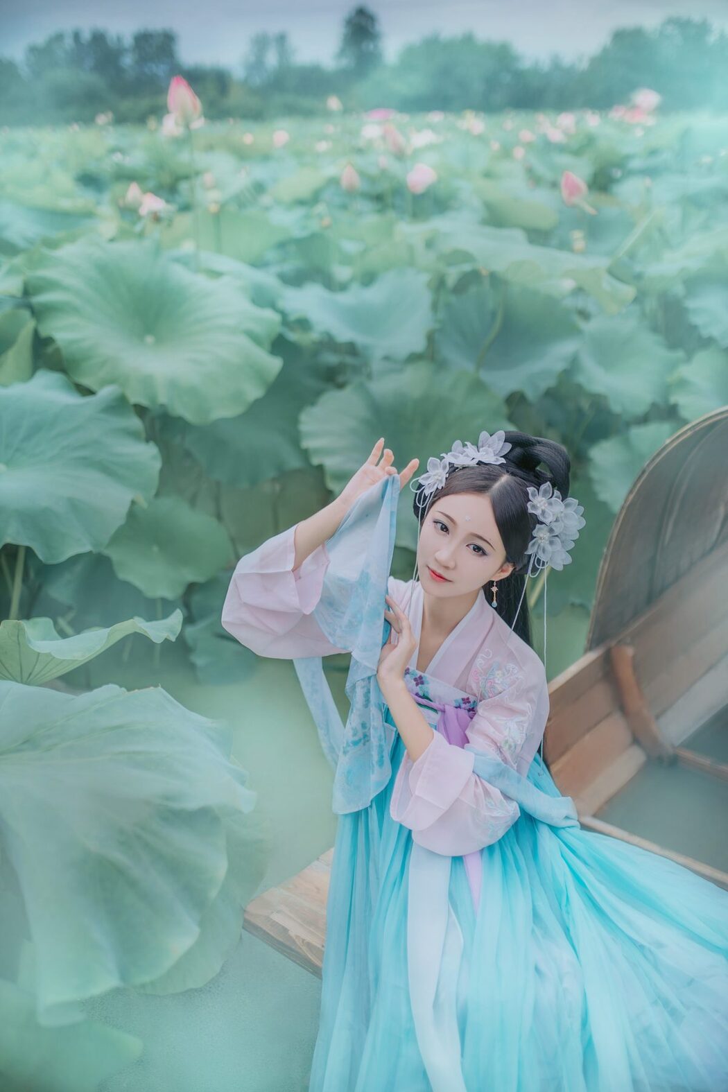 YiTuYu艺图语 Vol.4165 Qi Luo Sheng De Xiao Su Su