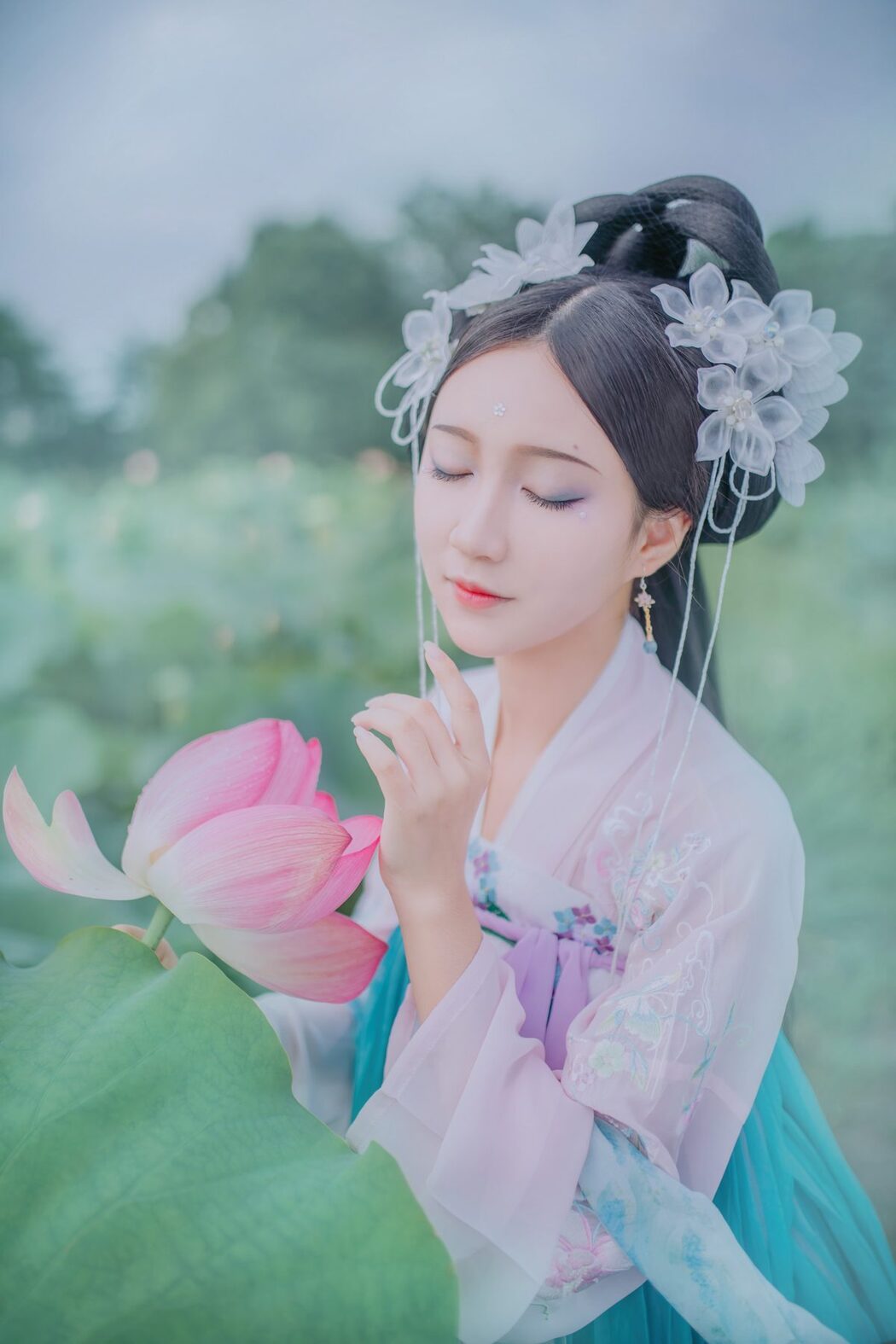 YiTuYu艺图语 Vol.4165 Qi Luo Sheng De Xiao Su Su