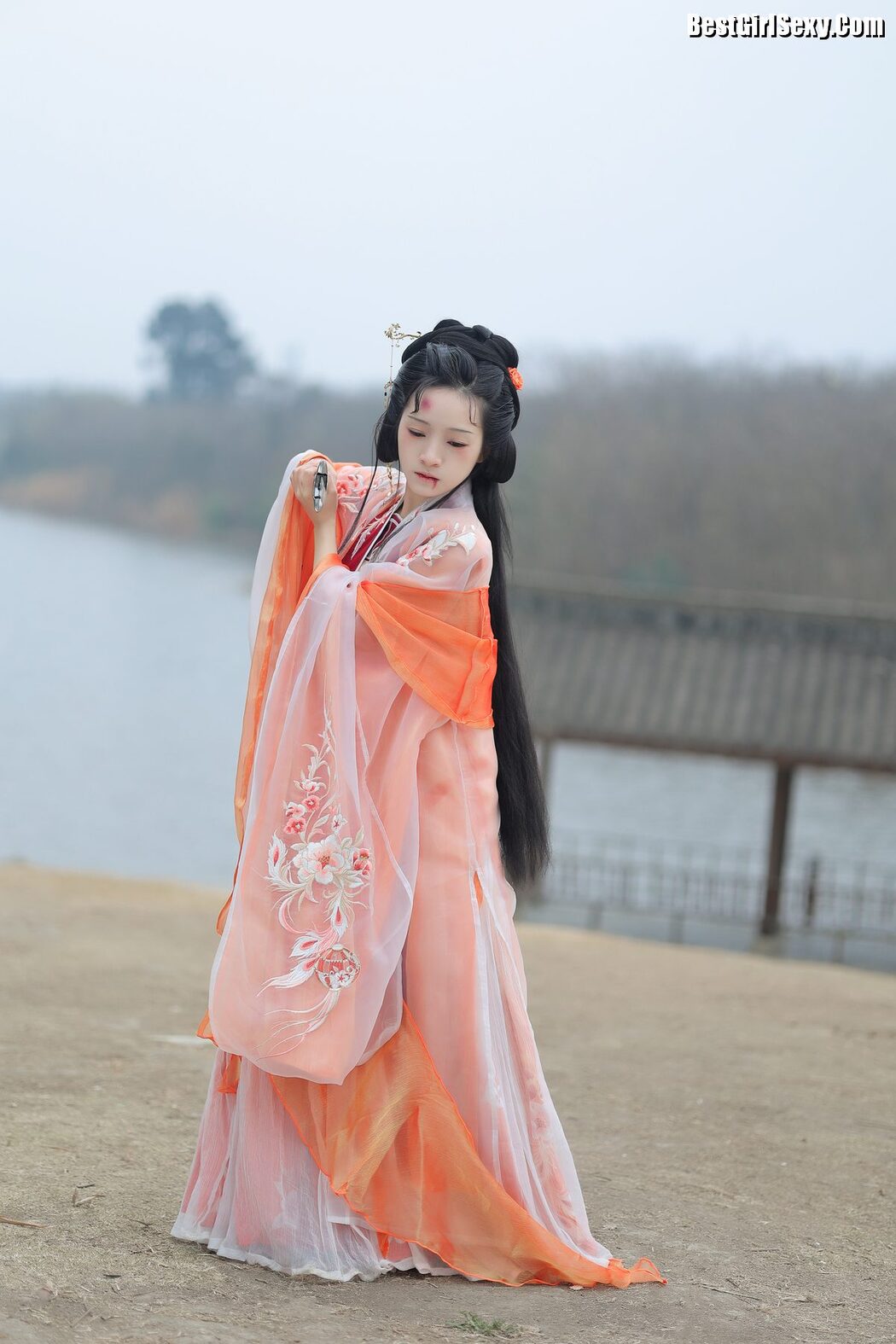 YiTuYu艺图语 Vol.4048 Jun Yin Lan