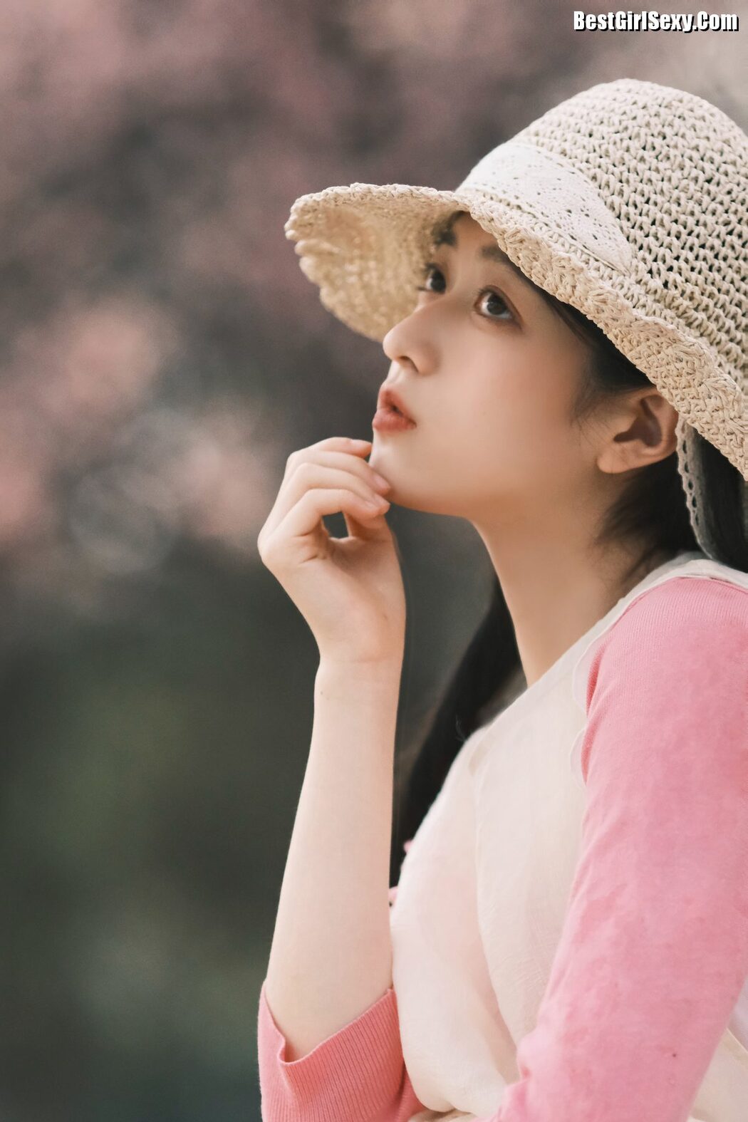 YiTuYu艺图语 Vol.4062 Li You