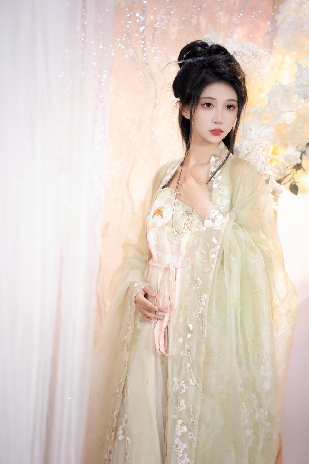 YiTuYu艺图语 Vol.4143 Qi Luo Sheng De Xiao Su Su