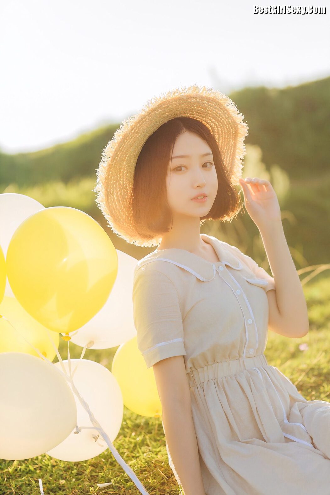 YiTuYu艺图语 Vol.4076 Si Yue Qing Xia
