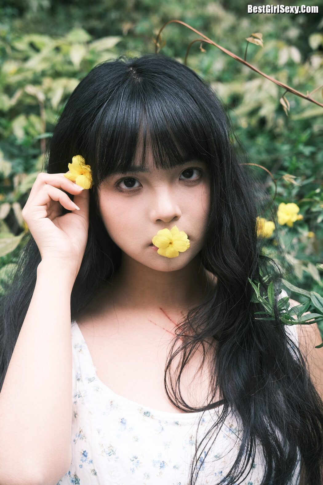 YiTuYu艺图语 Vol.4090 Zhi Yuan