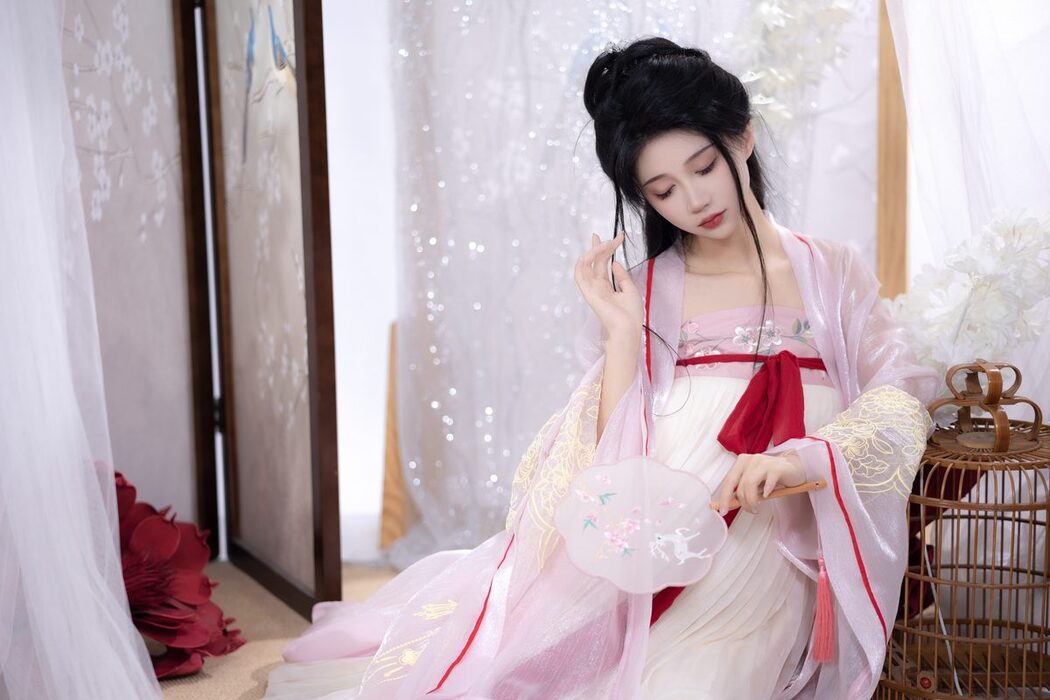YiTuYu艺图语 Vol.4146 Qi Luo Sheng De Xiao Su Su