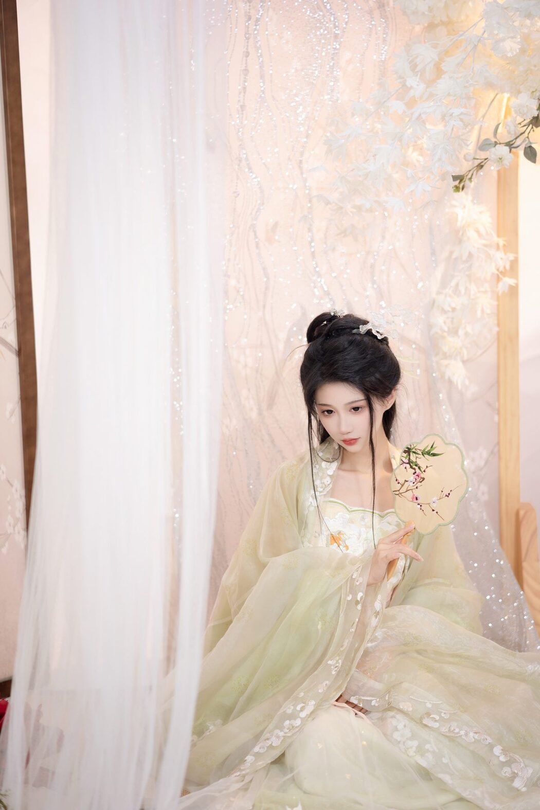 YiTuYu艺图语 Vol.4143 Qi Luo Sheng De Xiao Su Su