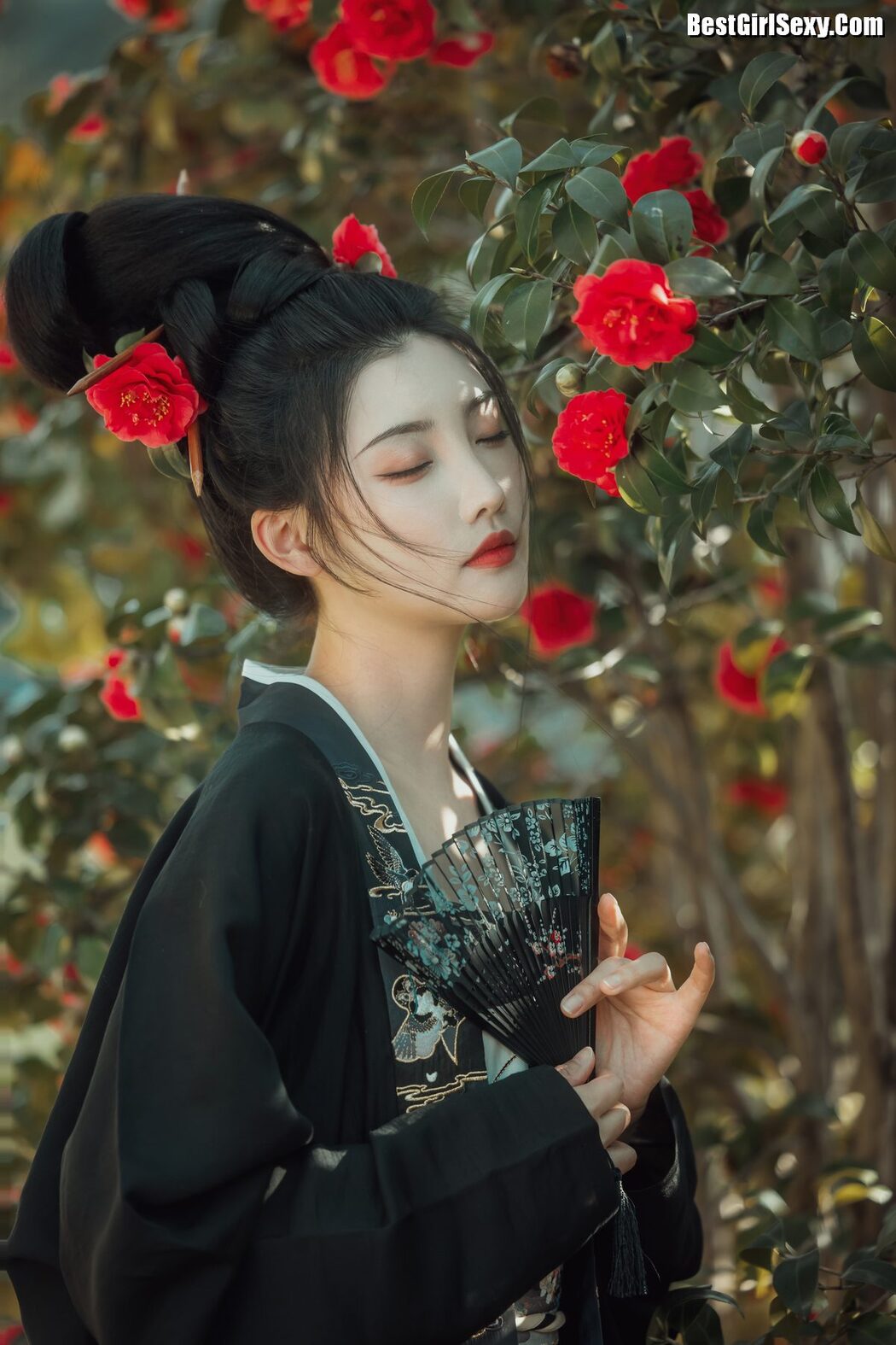 YiTuYu艺图语 Vol.4004 Su Su