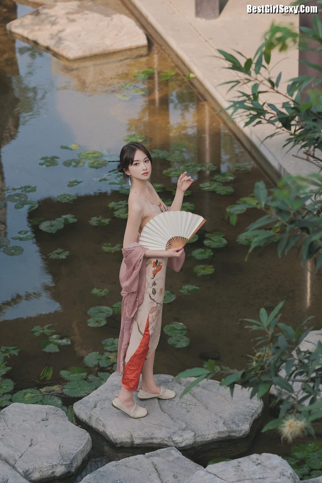 YiTuYu艺图语 Vol.4127 Da Wai Wai Ge