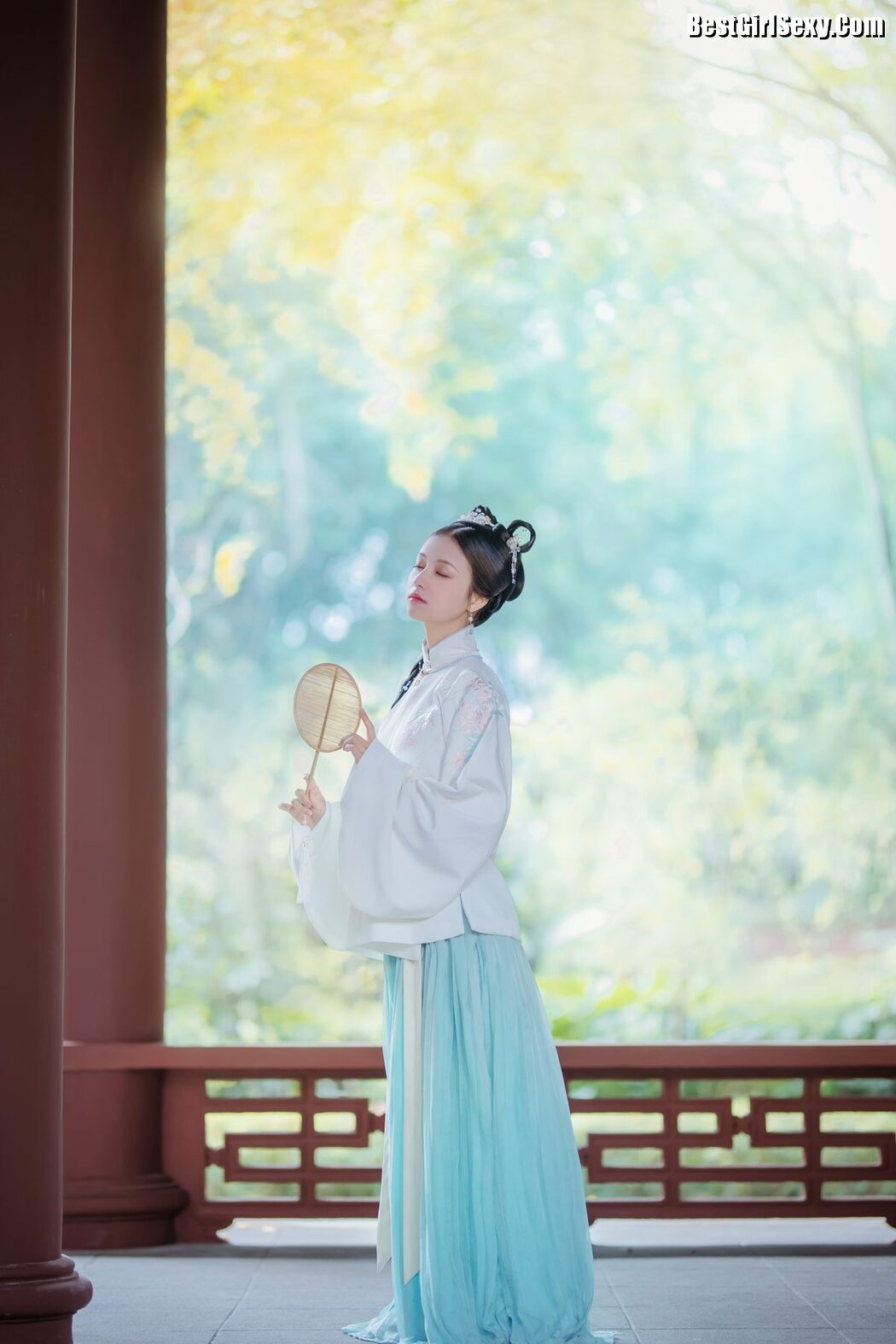 YiTuYu艺图语 Vol.4113 Pei Pei