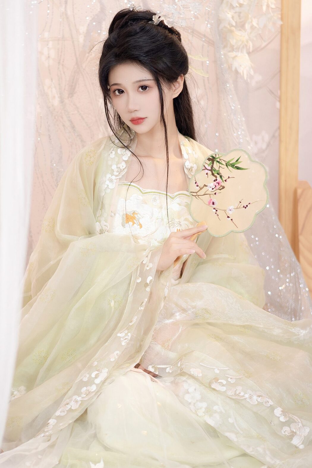 YiTuYu艺图语 Vol.4143 Qi Luo Sheng De Xiao Su Su Cover Photo