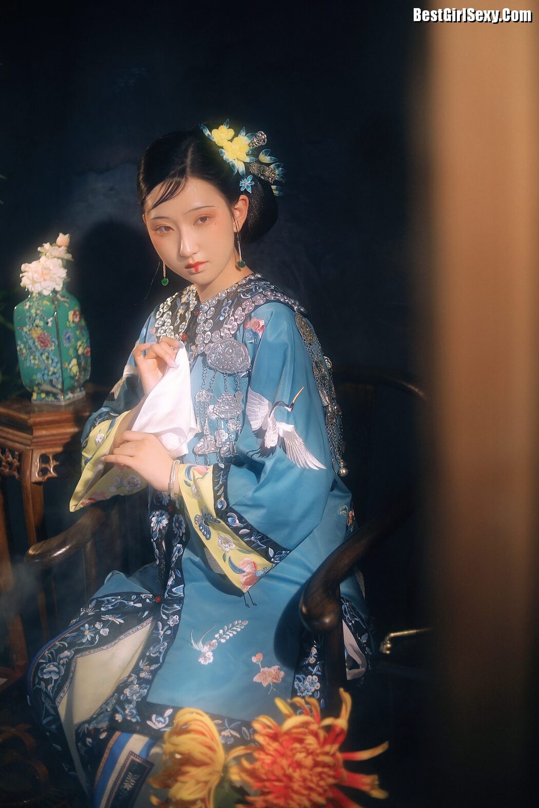 YiTuYu艺图语 Vol.4009 Wei Miao Miroky