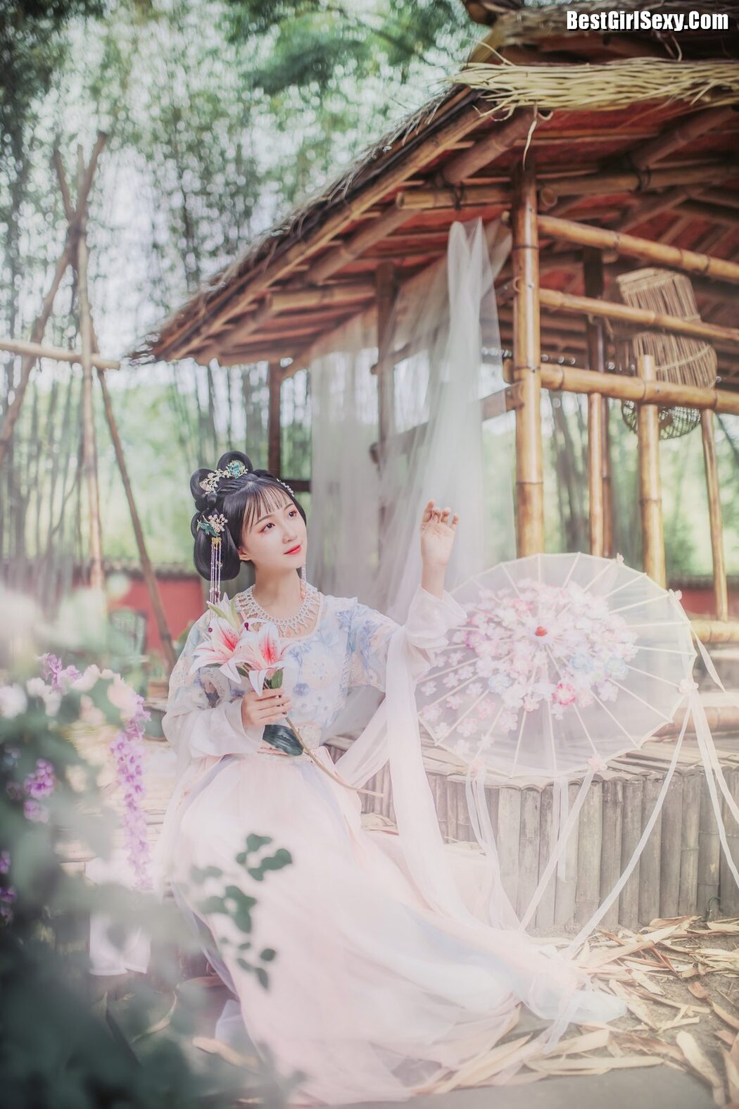 YiTuYu艺图语 Vol.4095 Qi Luo Sheng De Xiao Su Su
