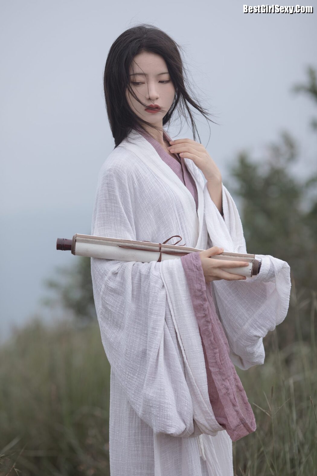 YiTuYu艺图语 Vol.4058 Lin Aki Nai
