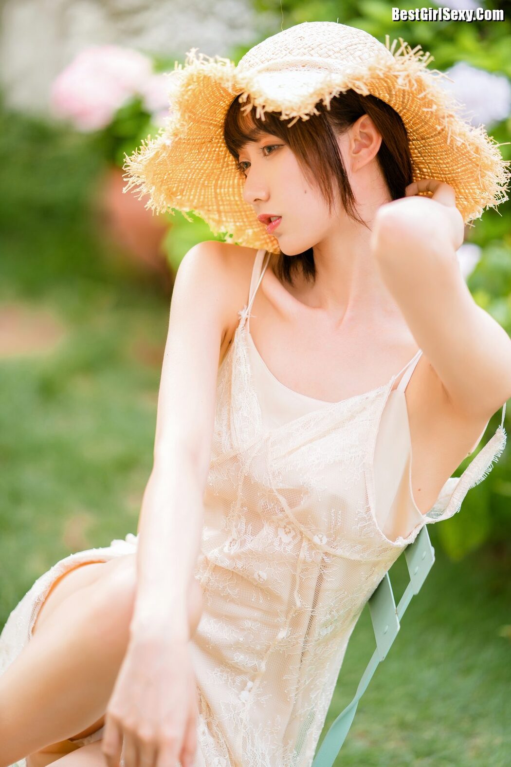 YiTuYu艺图语 Vol.4012 Mu Mian Mian VWV