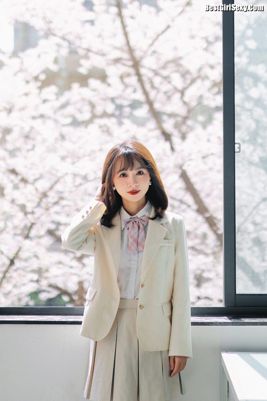 YiTuYu艺图语 Vol.4065 Meng Yi Yi