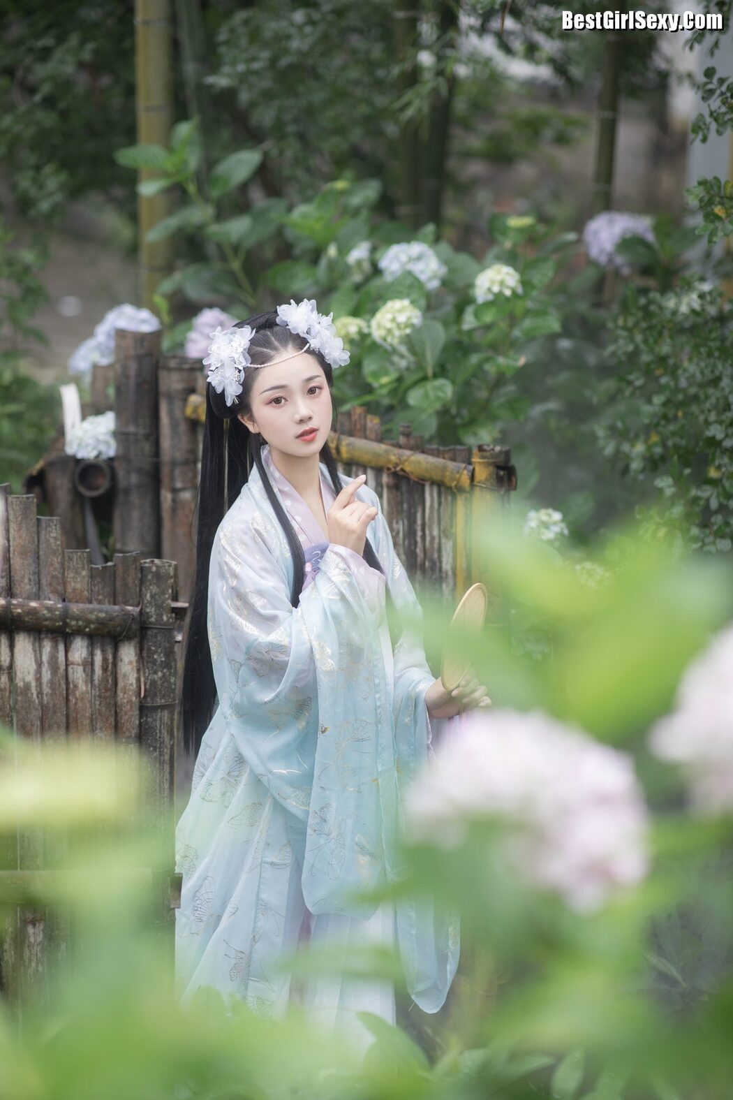 YiTuYu艺图语 Vol.4100 Qiu Da Da