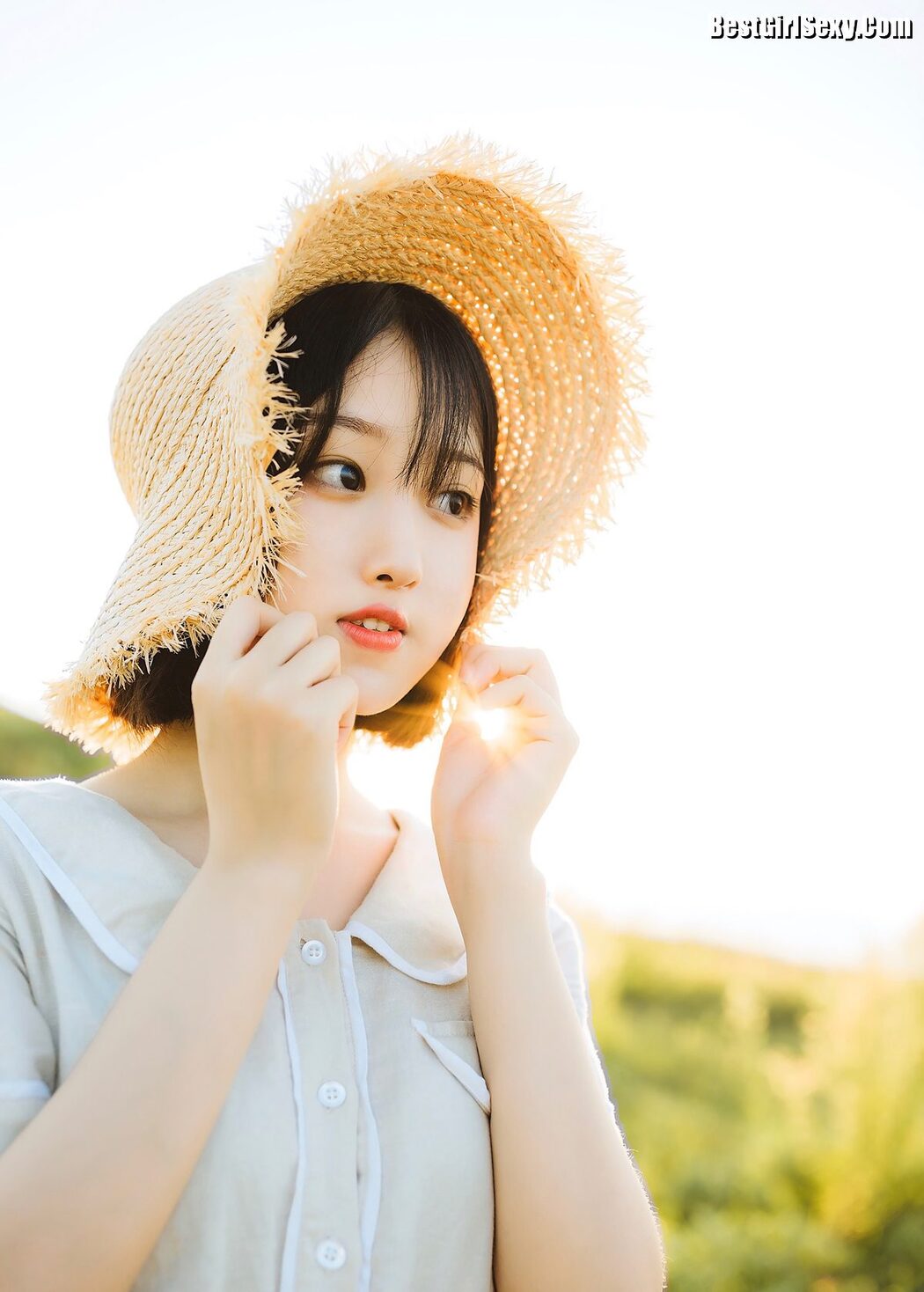 YiTuYu艺图语 Vol.4076 Si Yue Qing Xia