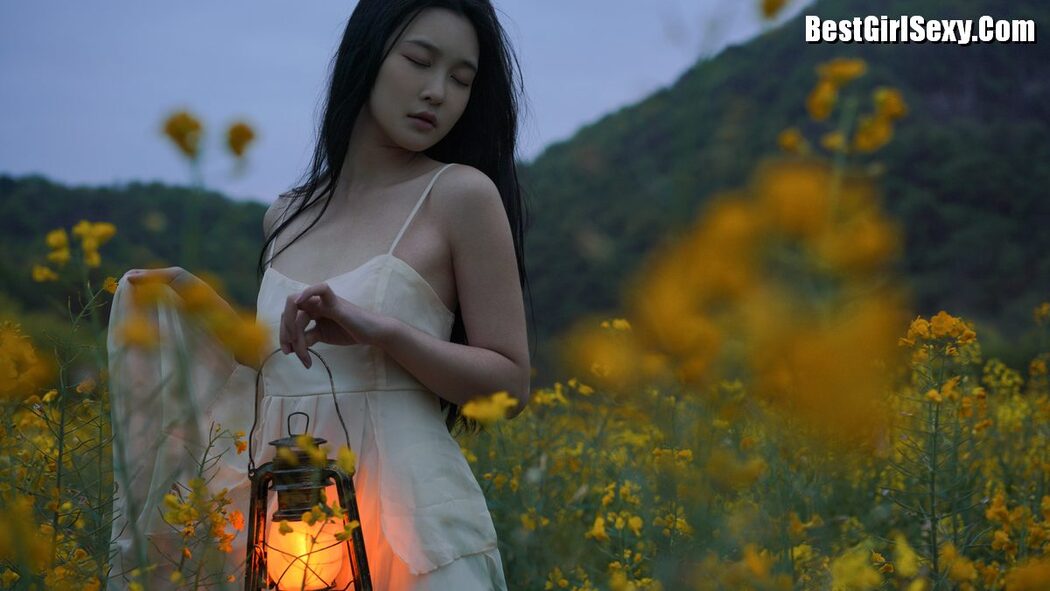 YiTuYu艺图语 Vol.4033 Ai Tan Xian De Xia Shang Zhou