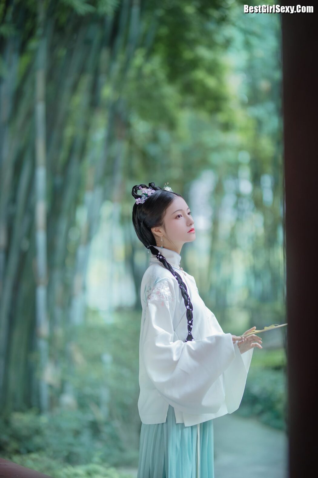 YiTuYu艺图语 Vol.4113 Pei Pei