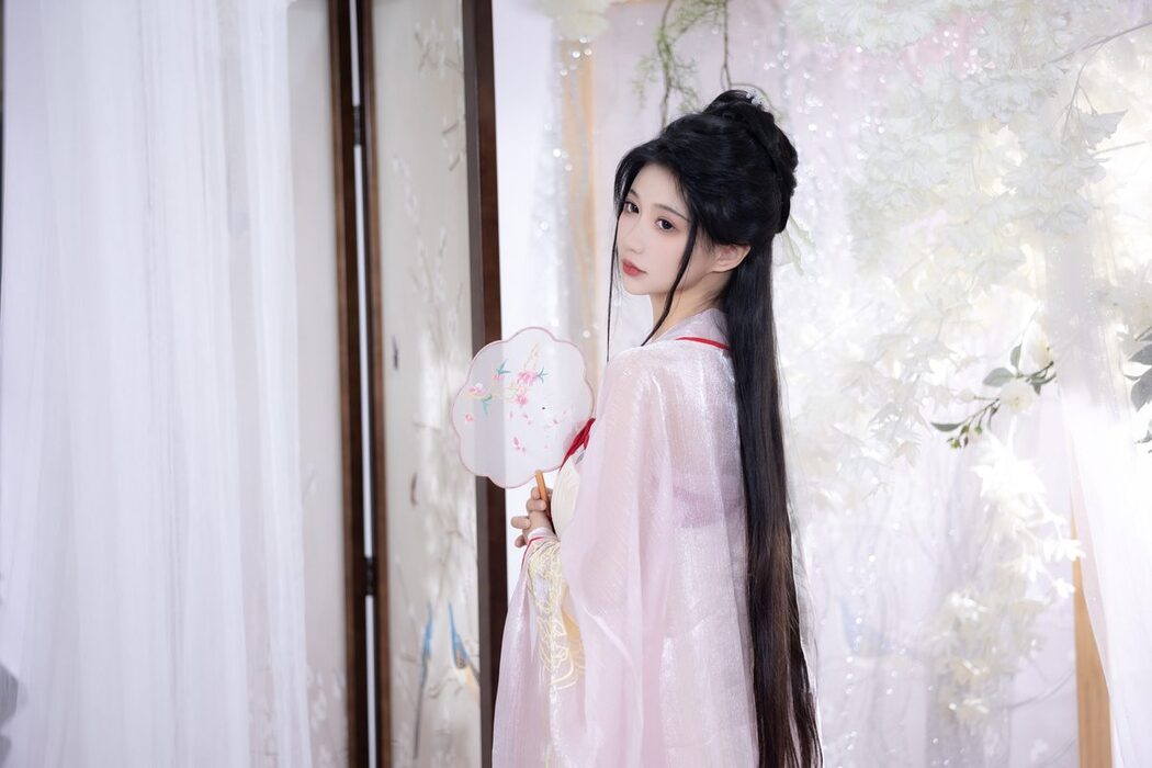 YiTuYu艺图语 Vol.4146 Qi Luo Sheng De Xiao Su Su