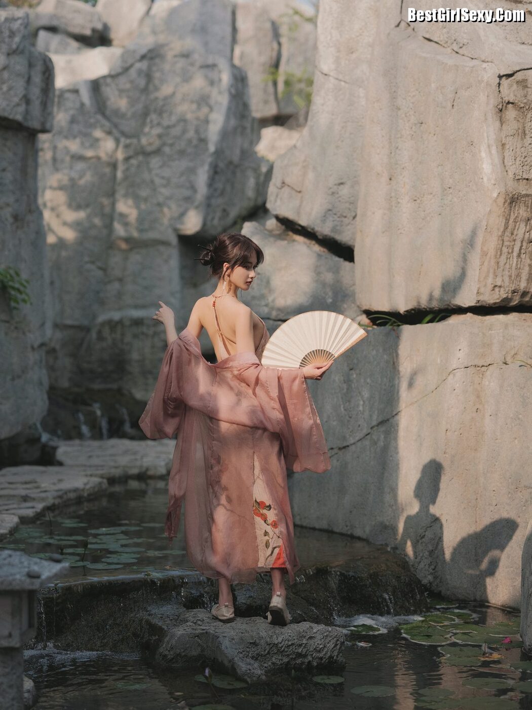 YiTuYu艺图语 Vol.4127 Da Wai Wai Ge