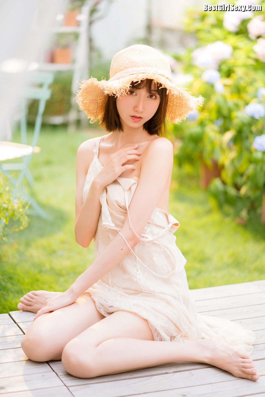 YiTuYu艺图语 Vol.4012 Mu Mian Mian VWV