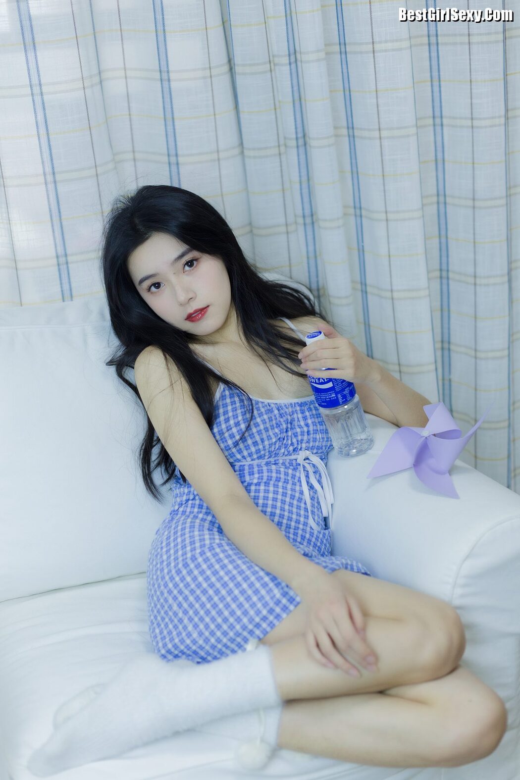 YiTuYu艺图语 Vol.4102 Jing Jing Jing