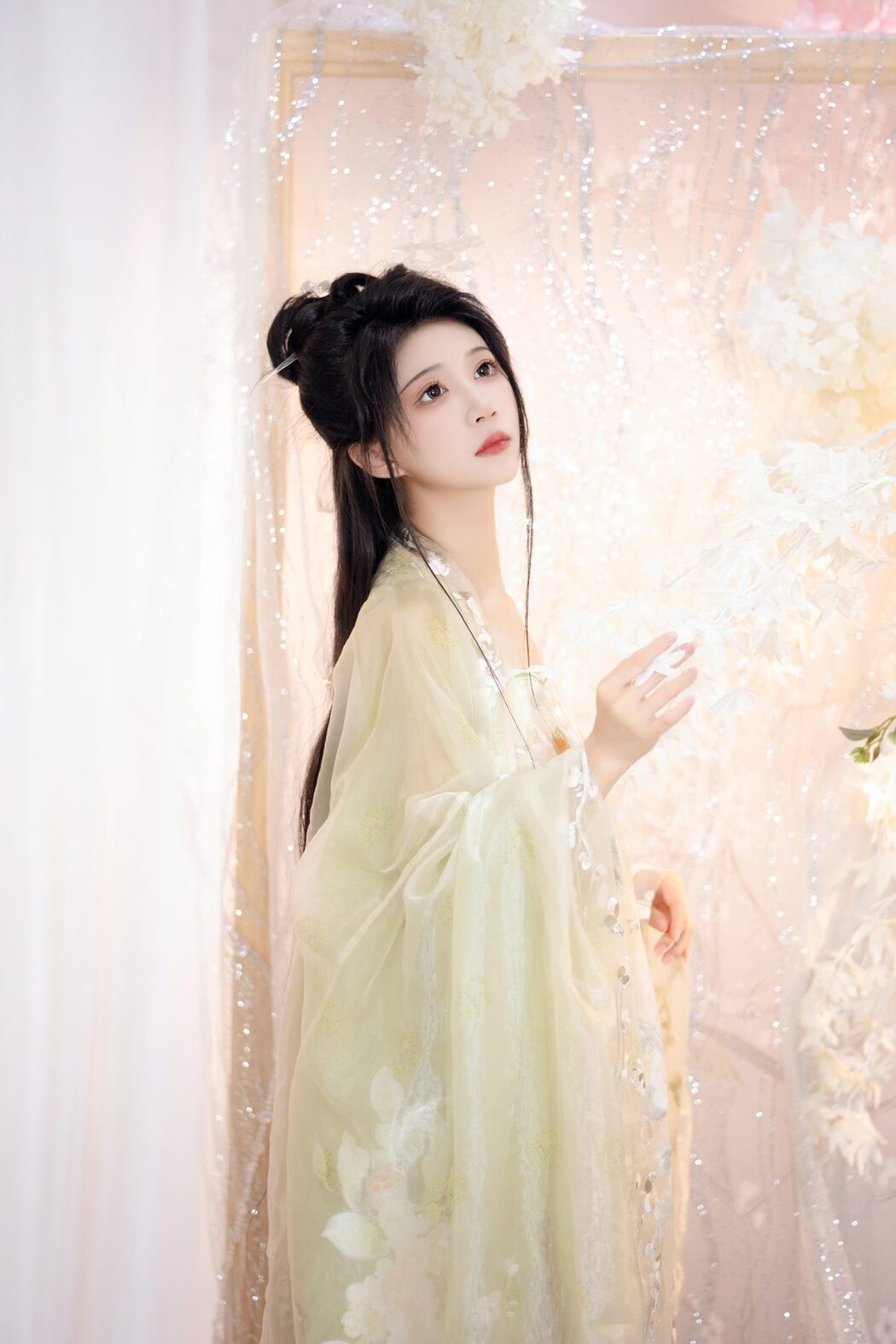 YiTuYu艺图语 Vol.4143 Qi Luo Sheng De Xiao Su Su