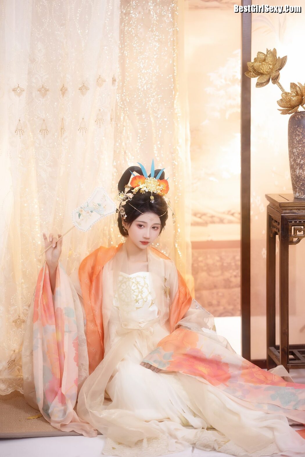YiTuYu艺图语 Vol.4005 Qi Luo Sheng De Xiao Su Su