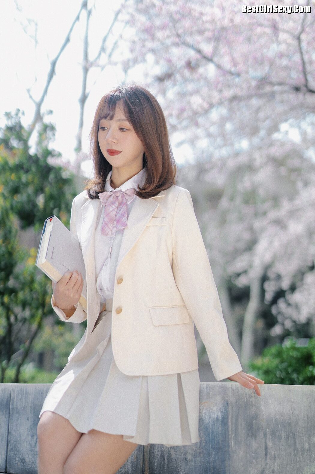 YiTuYu艺图语 Vol.4065 Meng Yi Yi