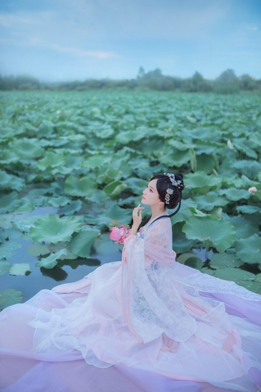 YiTuYu艺图语 Vol.4138 Qi Luo Sheng De Xiao Su Su