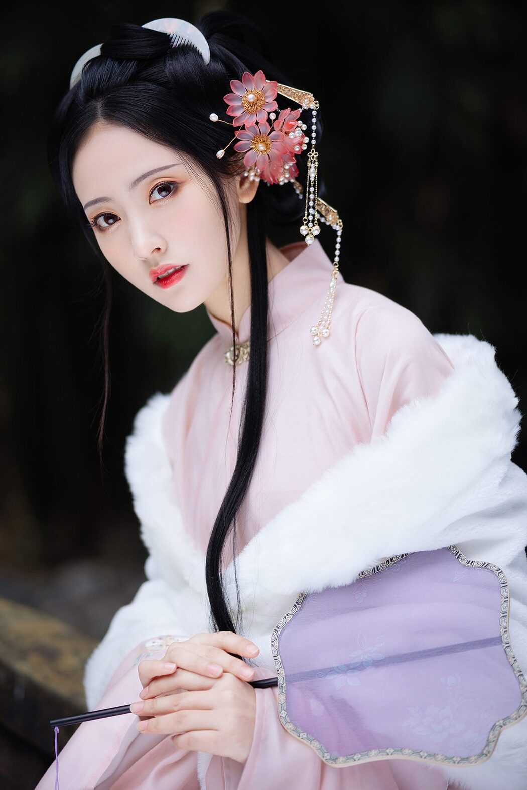 YiTuYu艺图语 Vol.4107 Lin Aki Nai Cover Photo