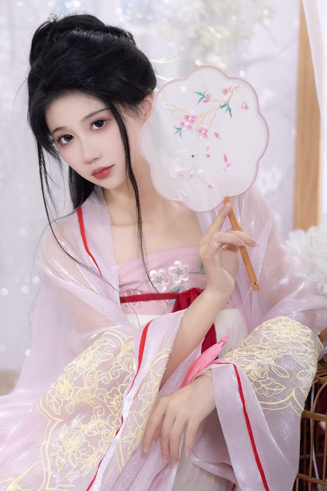 YiTuYu艺图语 Vol.4146 Qi Luo Sheng De Xiao Su Su Cover Photo