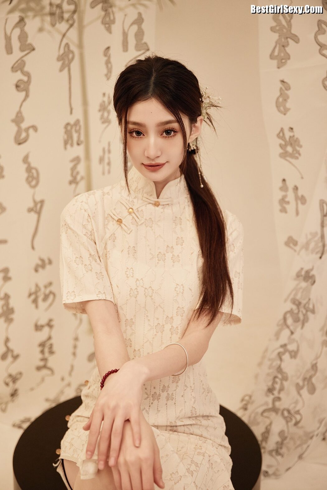 YiTuYu艺图语 Vol.4084 Xiao Duo Duo Yao Bao Fu