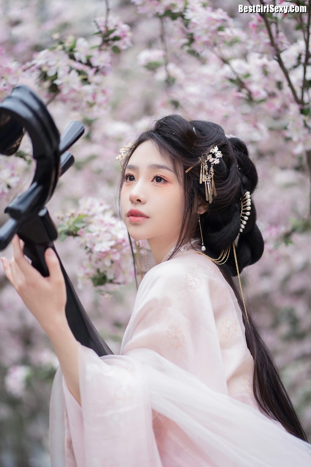 YiTuYu艺图语 Vol.4047 Xiao Gan Gan XX