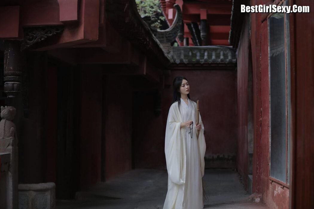 YiTuYu艺图语 Vol.4034 Su Mei Zai Lu Shang