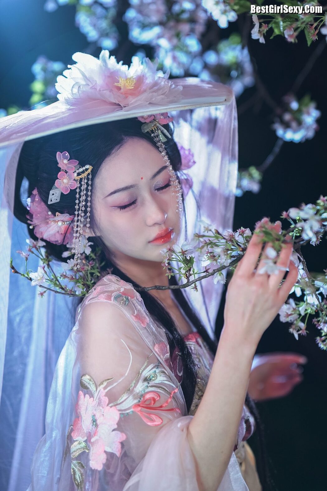 YiTuYu艺图语 Vol.4019 Jiao Jiao