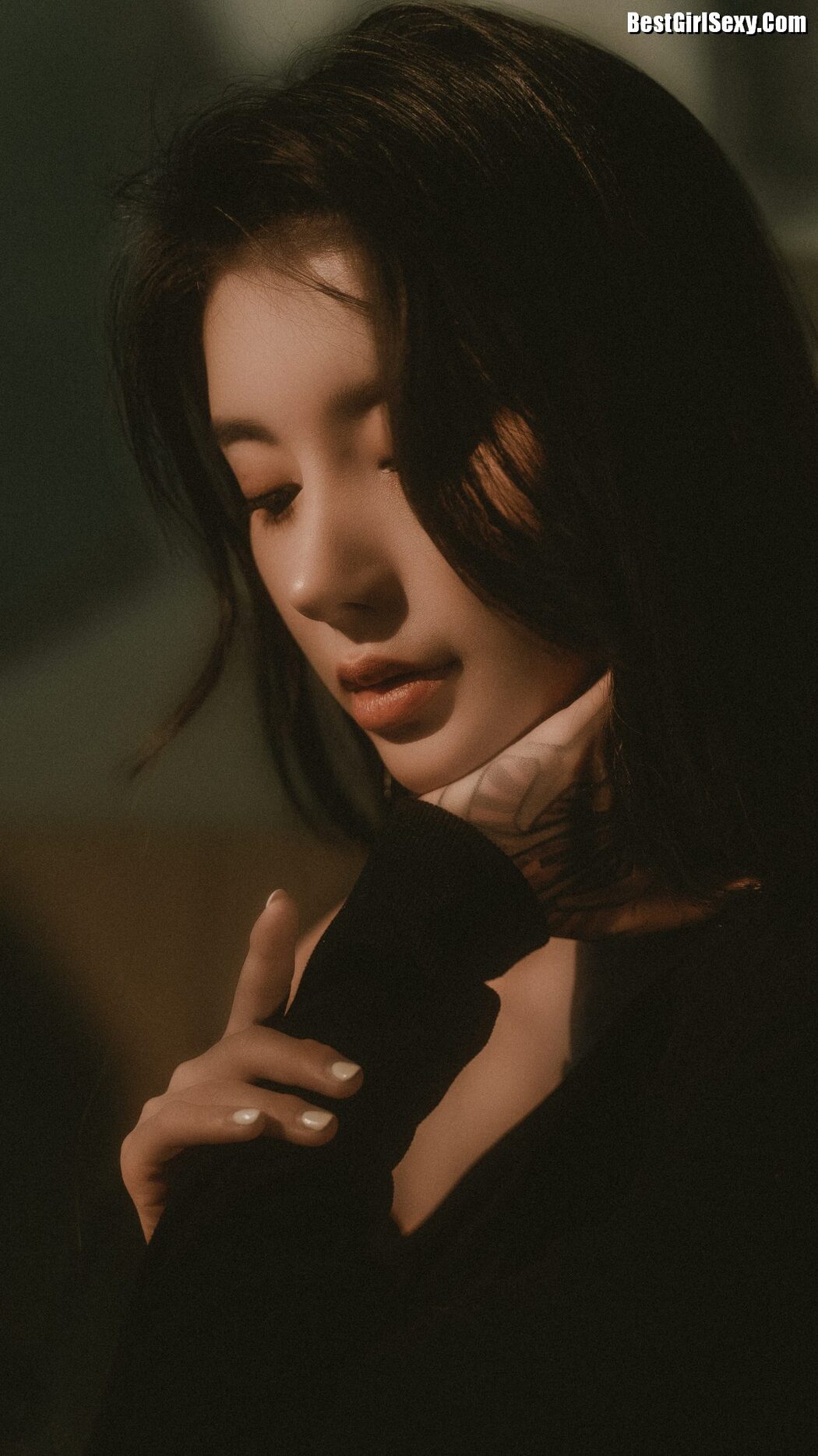 YiTuYu艺图语 Vol.4024 Yue Yue