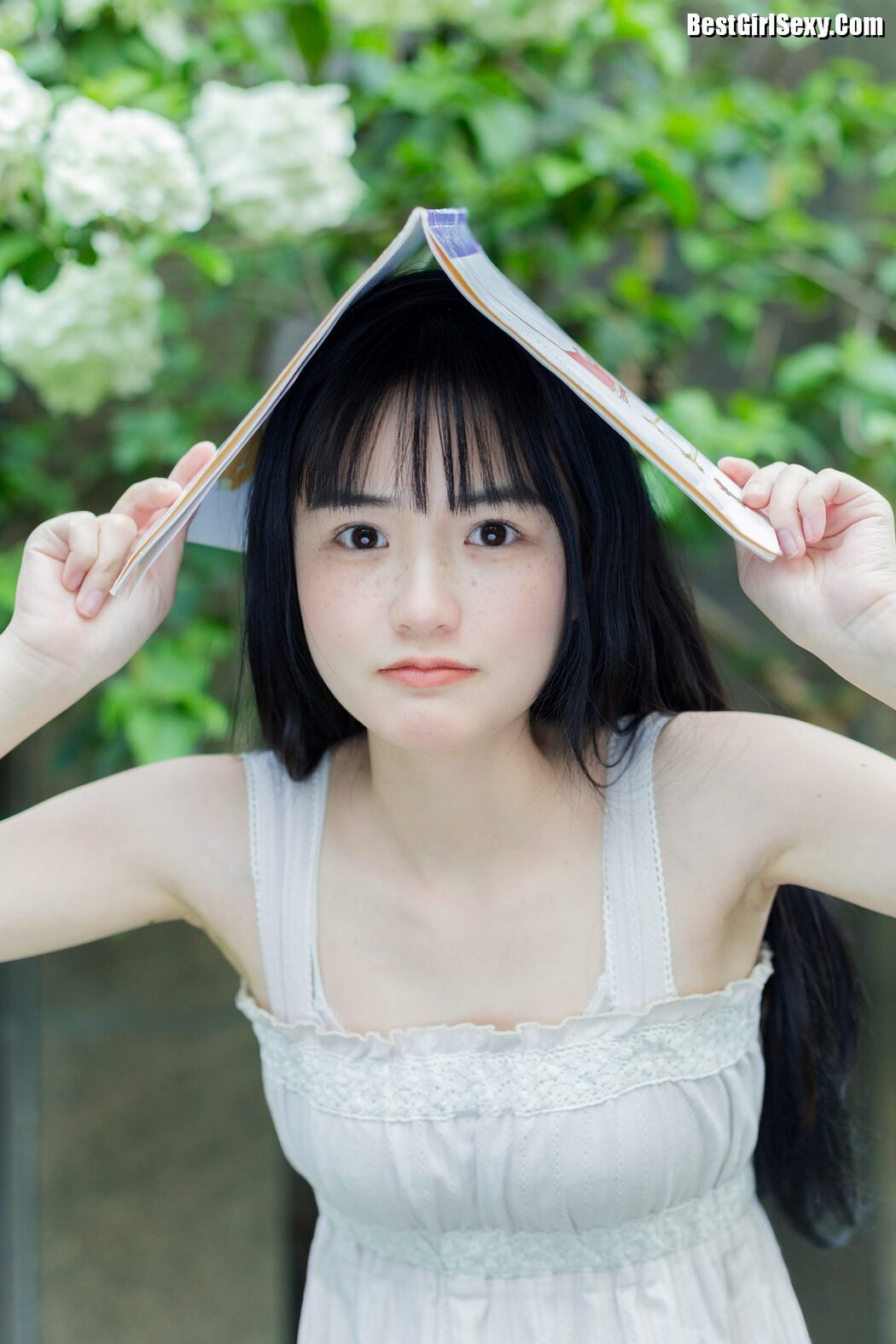 YiTuYu艺图语 Vol.4045 Xiao Yi Mei Mei Cute
