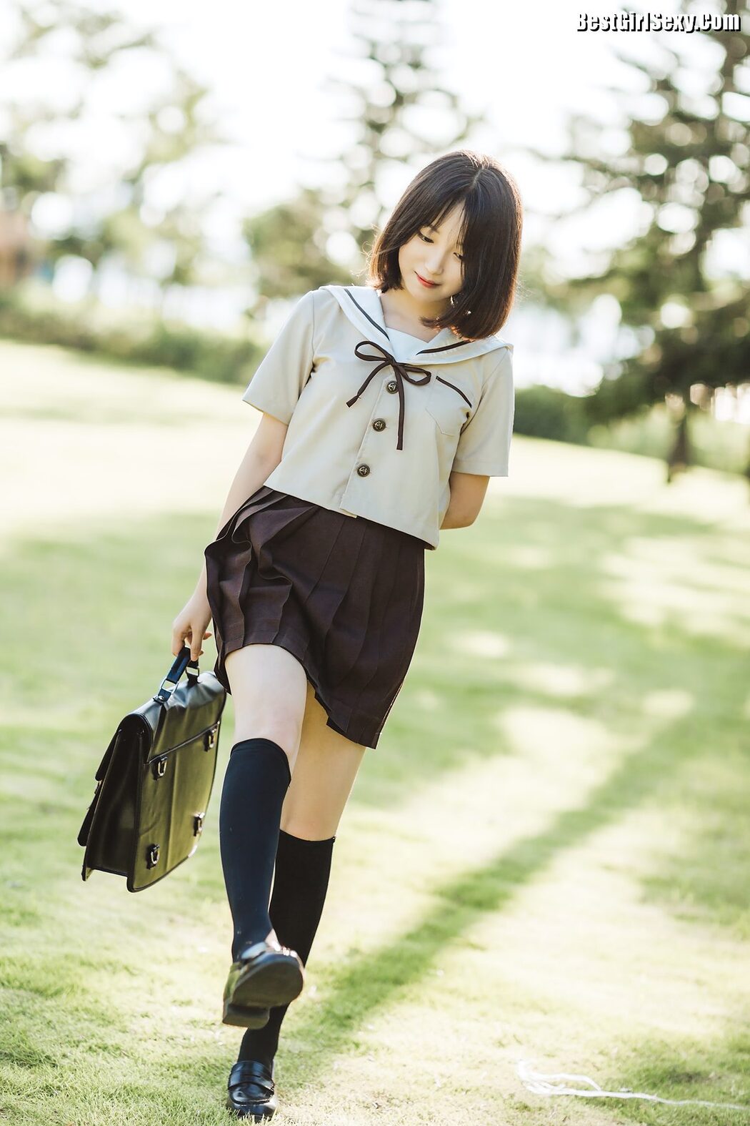 YiTuYu艺图语 Vol.4061 Si Yue Qing Xia