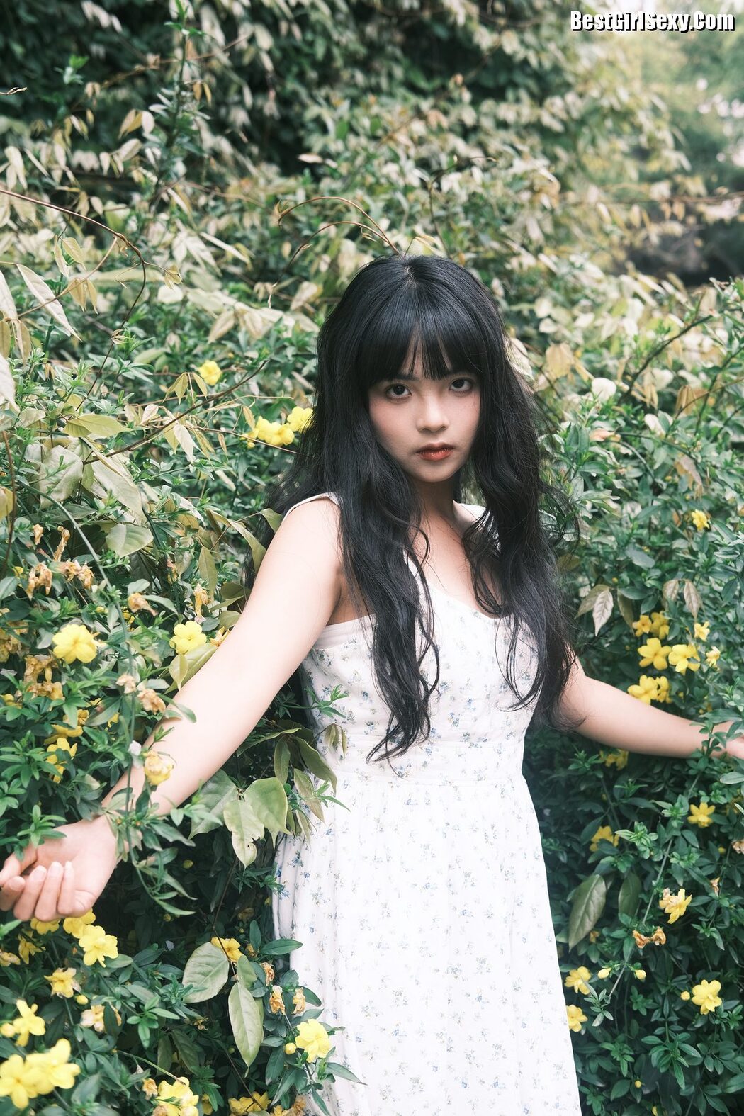 YiTuYu艺图语 Vol.4090 Zhi Yuan