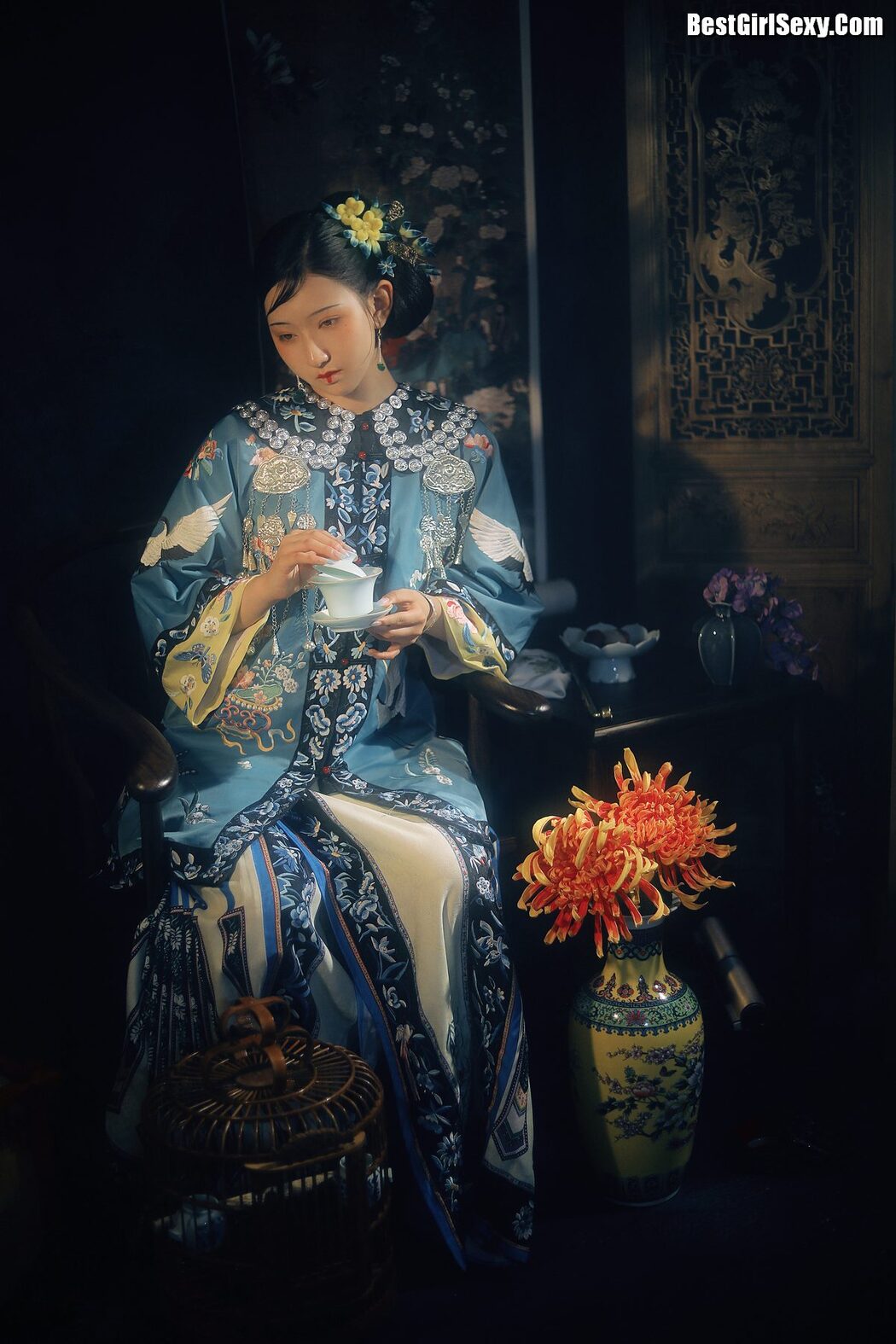 YiTuYu艺图语 Vol.4009 Wei Miao Miroky