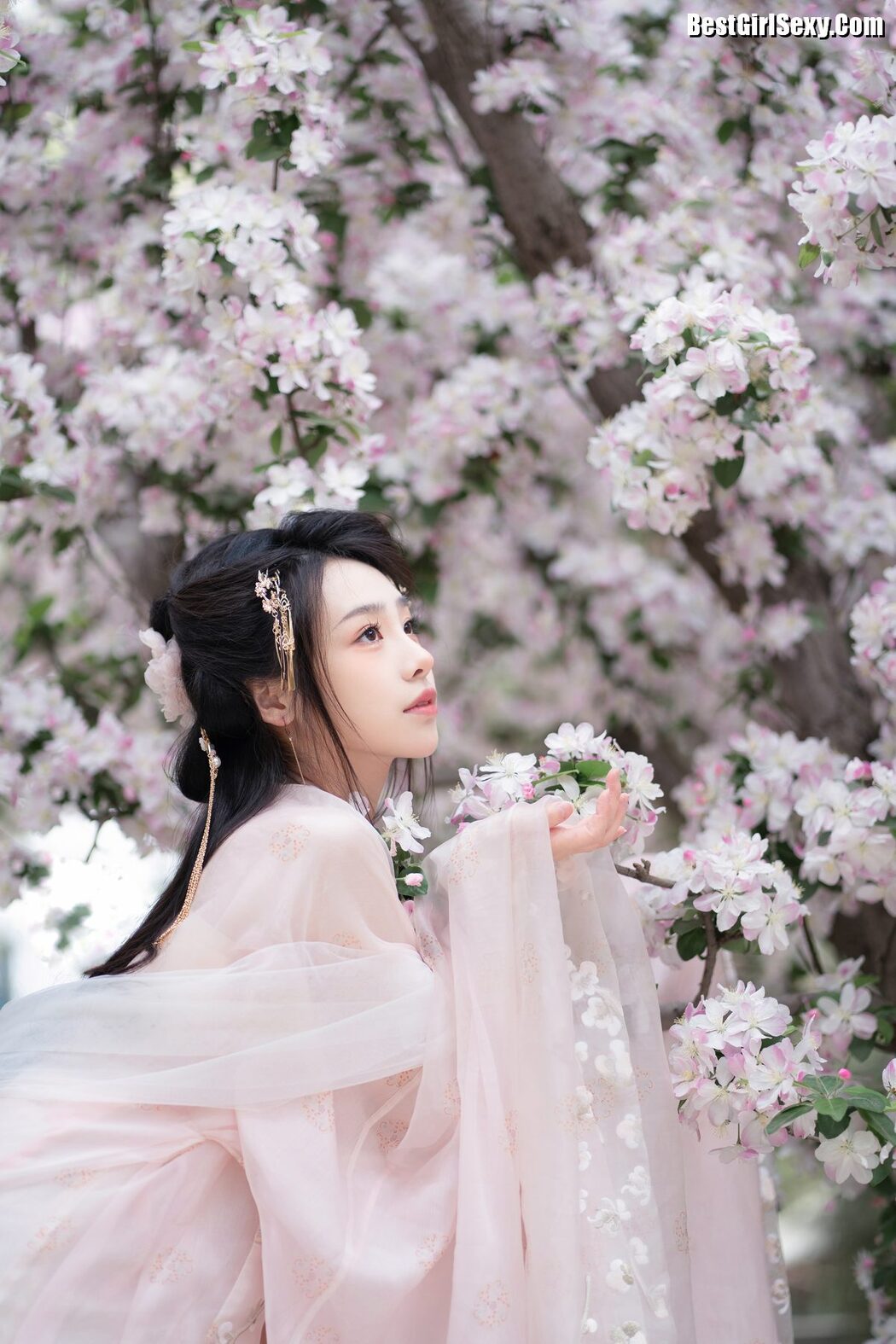 YiTuYu艺图语 Vol.4047 Xiao Gan Gan XX