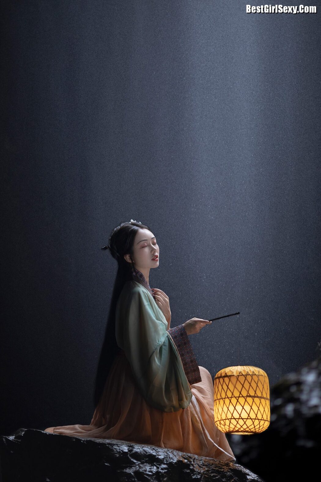 YiTuYu艺图语 Vol.4031 Su Mei Zai Lu Shang