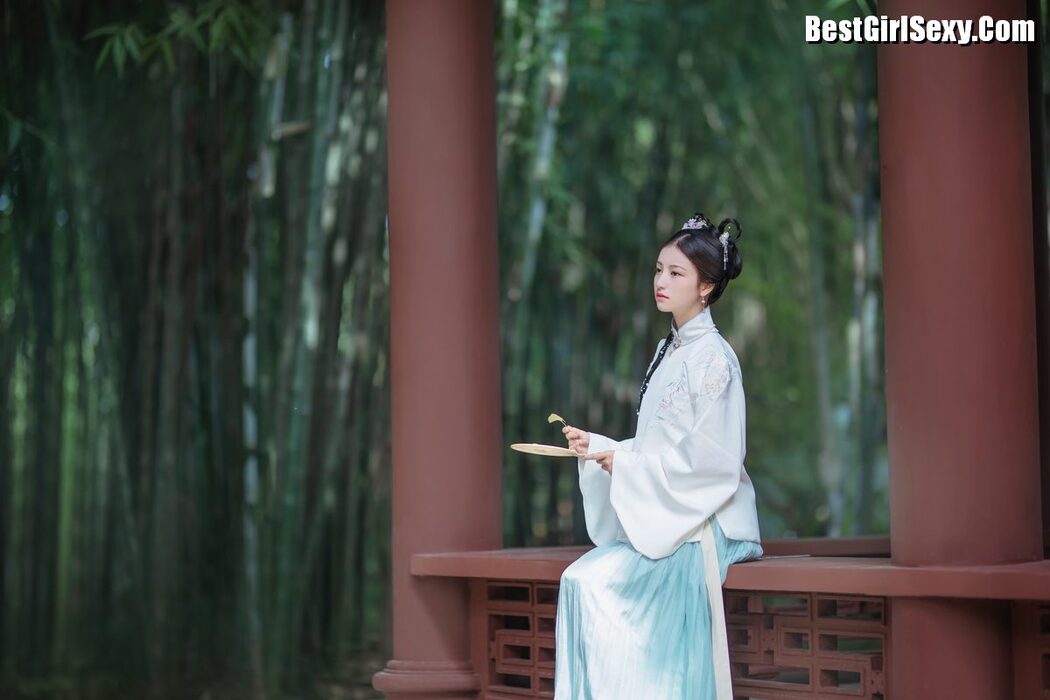 YiTuYu艺图语 Vol.4113 Pei Pei